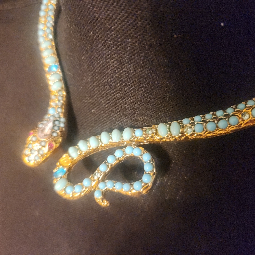 Unique snake design gold and turquoise embellished necklace - Picture 9 of 11